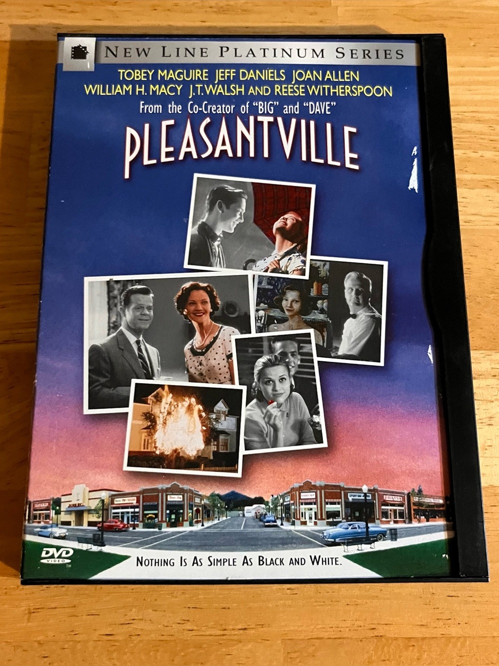 Pleasantville () DVD - Blue/Purple